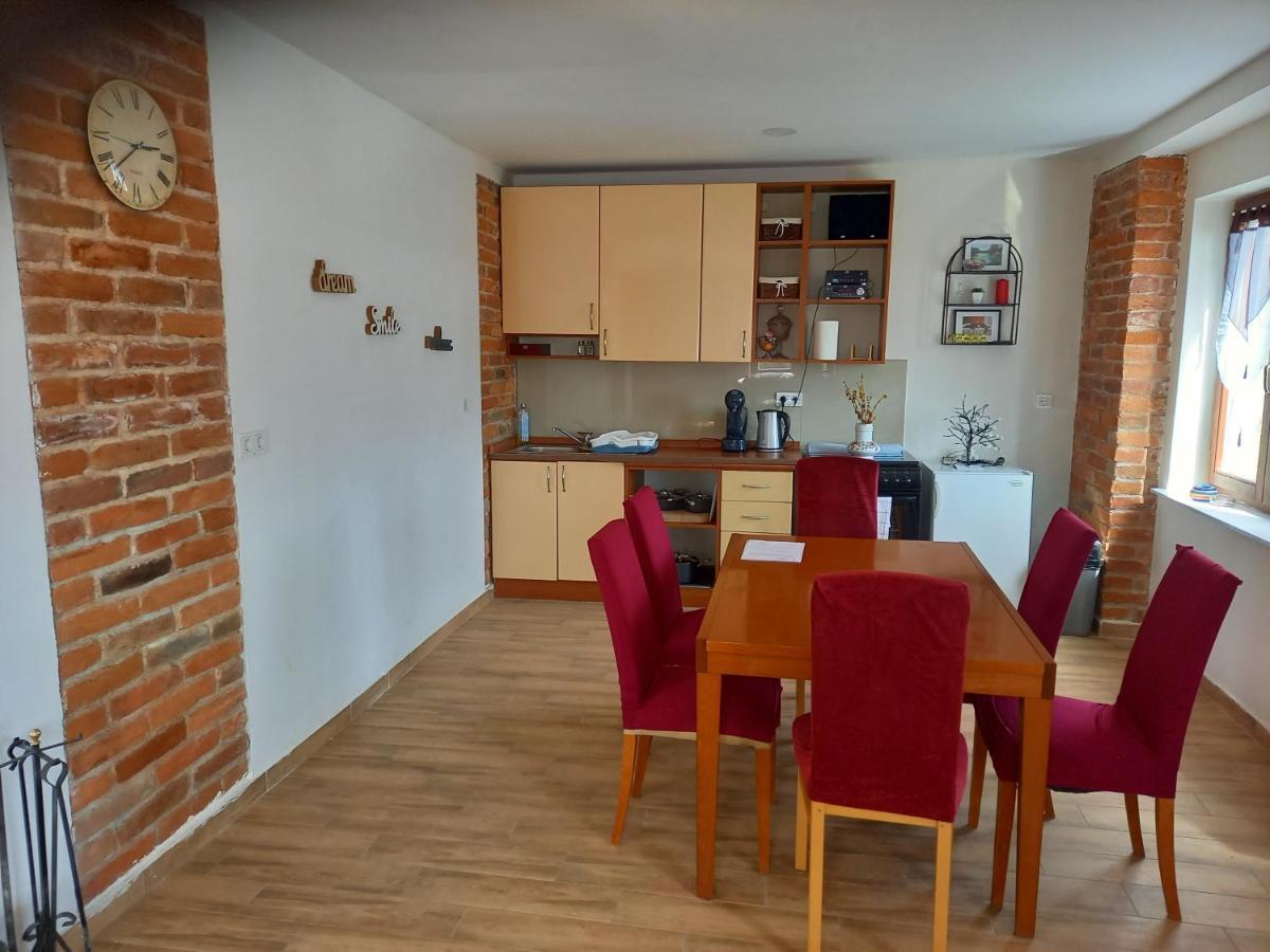 Appartement Kuca Za Odmor Luka à Luka  Extérieur photo